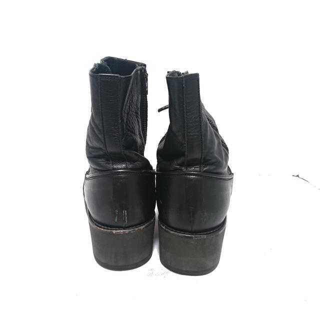 Y's(ワイズ)のワイズ ショートブーツ レディース - 黒 レディースの靴/シューズ(ブーツ)の商品写真