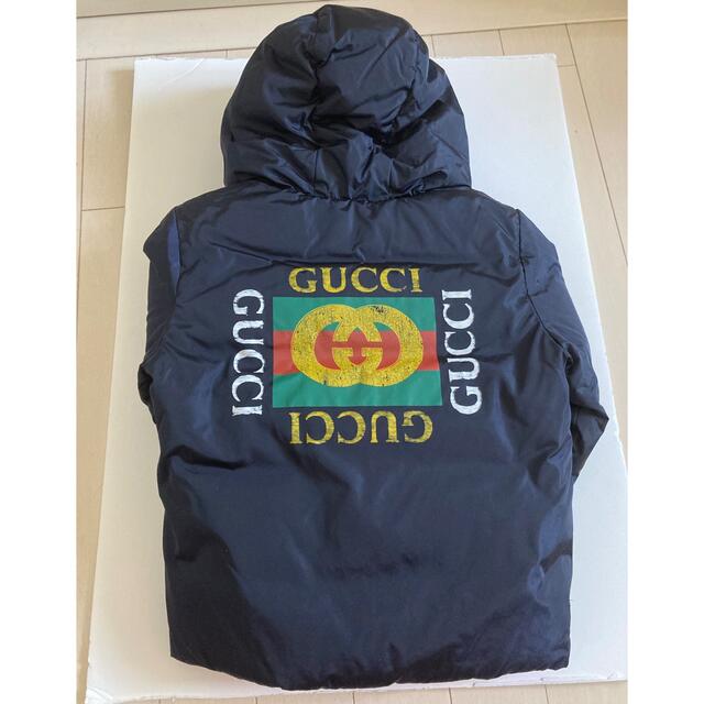 Gucci - GUCCI kids ダウン＆赤ﾊﾞｰﾊﾞﾘ-ポロシャツセットの通販 by ヒロ820's shop｜グッチならラクマ