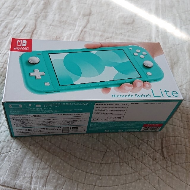 任天堂(ニンテンドウ)のNintendo Switch  Lite ターコイズ エンタメ/ホビーのゲームソフト/ゲーム機本体(家庭用ゲーム機本体)の商品写真