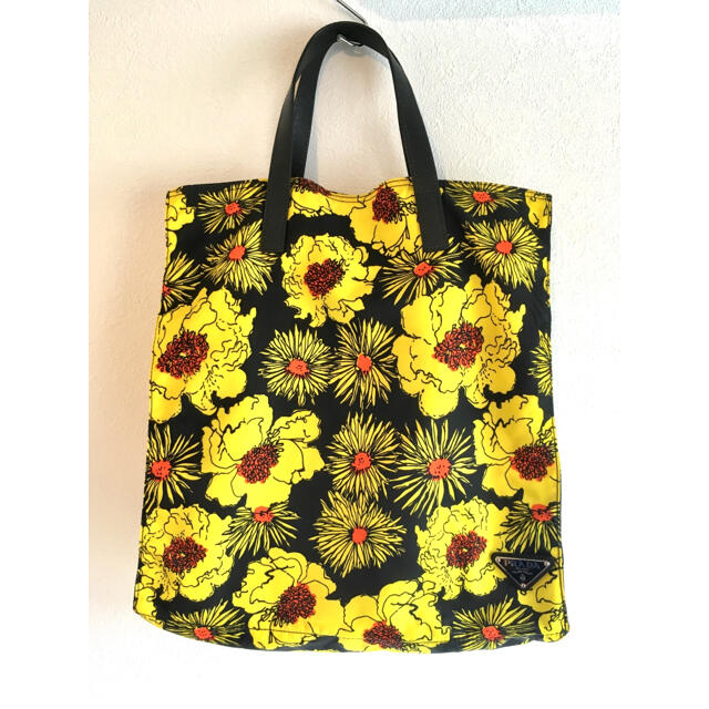 美品 PRADA 花柄ナイロントートバッグ Gカード有り 早い者勝ち www