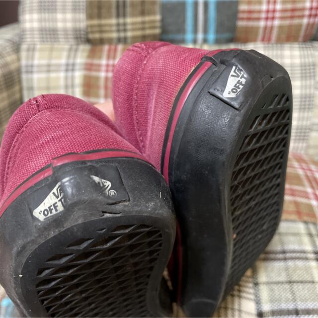 VANS(ヴァンズ)のVANS バンズ　ヴァンズ　エラ　ERA エンジ色　バーガンディ　赤　レッド レディースの靴/シューズ(スニーカー)の商品写真