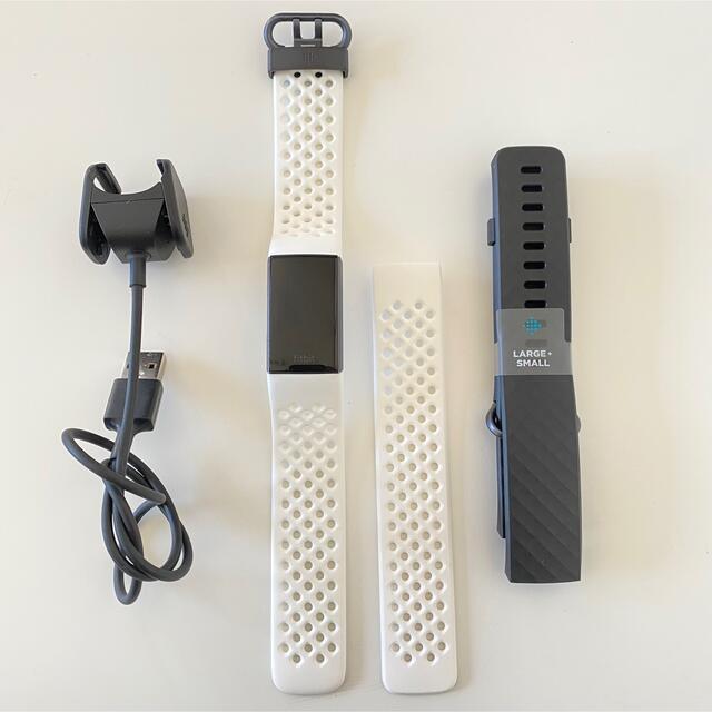 【Fitbit】charge3 SPECIAL EDITION スマホ/家電/カメラのスマートフォン/携帯電話(その他)の商品写真