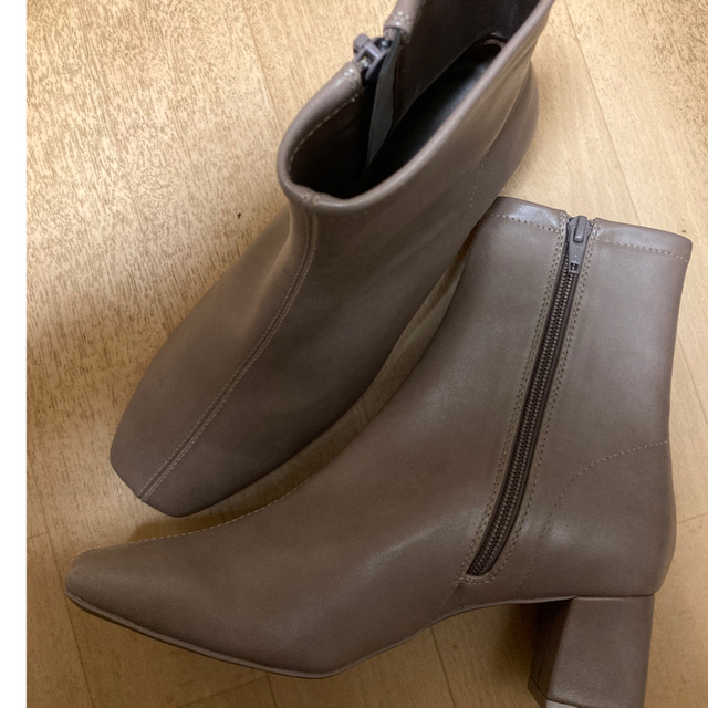 SNIDEL(スナイデル)のsnidel ソフトショートブーツ レディースの靴/シューズ(ブーツ)の商品写真