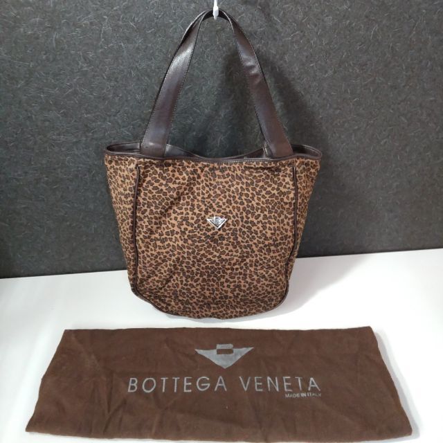 Bottega Veneta(ボッテガヴェネタ)のボッテガヴェネタ　ヒョウ柄　トートバッグ　ハンドバッグ　ZJ27 レディースのバッグ(トートバッグ)の商品写真