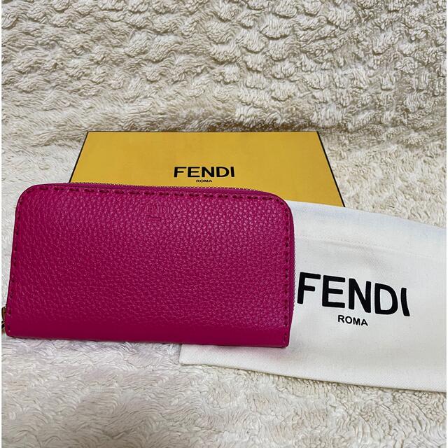 驚きの値段で FENDI - FENDI フェンディ セレリア 長財布 財布 - www
