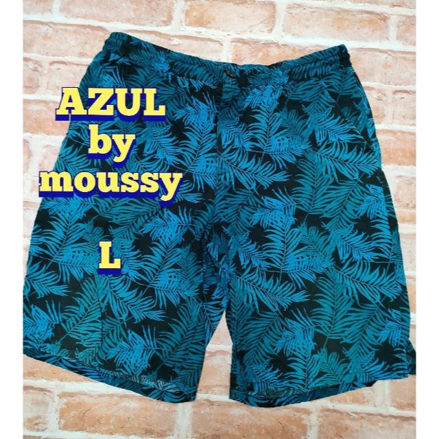 AZUL by moussy(アズールバイマウジー)のアズールバイマウジー/MENS/トロピカル柄/ハーフパンツ/Lサイズ メンズのパンツ(ショートパンツ)の商品写真