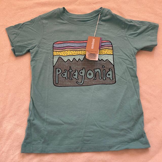 patagonia(パタゴニア)のpatagonia 4T Tシャツ キッズ/ベビー/マタニティのキッズ服男の子用(90cm~)(Tシャツ/カットソー)の商品写真