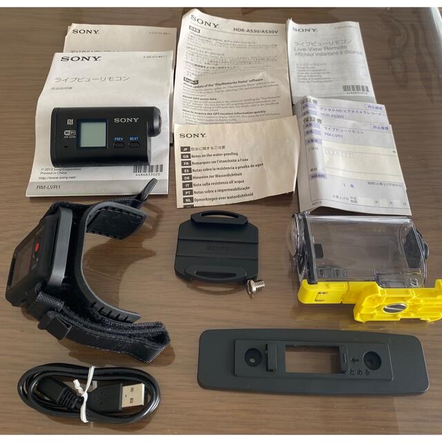 SONY HDR-AS30V & ライブビューリモコン RM-LVR1 ビデオカメラ SONY HDR-AS30V & ライブビューリモコン RM-LVR1 ビデオカメラ