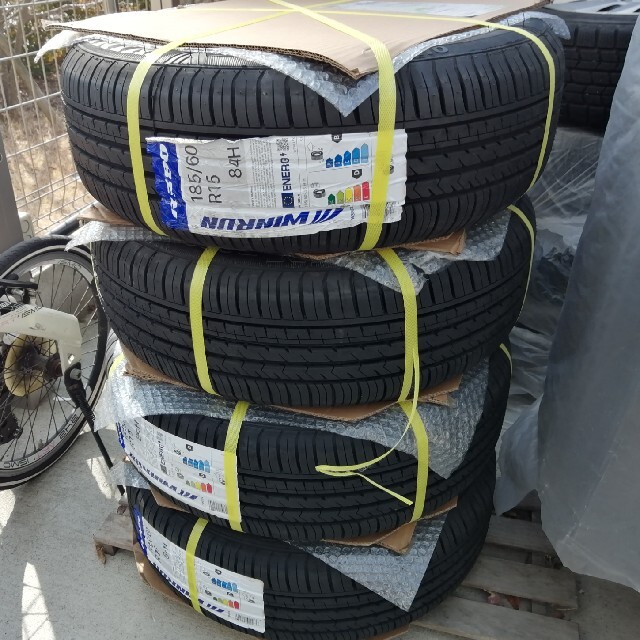 パー様専用】 サマータイヤホイール4本セット 185/60R15インチ4H パー様専用】 サマータイヤホイール4本セット 185/60R15インチ4H