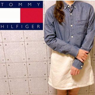 トミーヒルフィガー(TOMMY HILFIGER)のHILFIGER DENIM長袖シャツ　青　ワンポイント　刺繍S(シャツ)