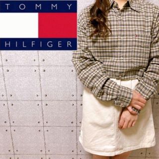 トミーヒルフィガー(TOMMY HILFIGER)のTOMMYHILFIGER 長袖シャツ　チェック　ワンポイント　刺繍ロゴ　S(シャツ)