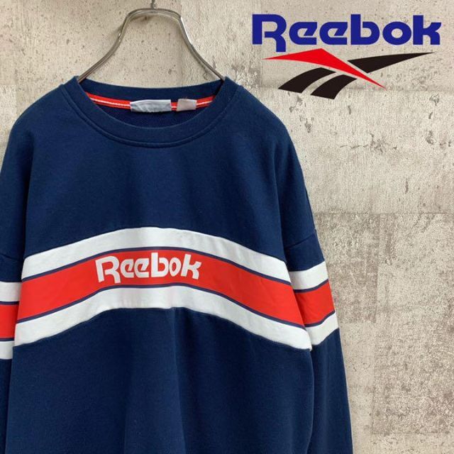 Reebok(リーボック)の大人気　リーボッククラシック　ラインデザイン　スエットトレーナー メンズのトップス(スウェット)の商品写真