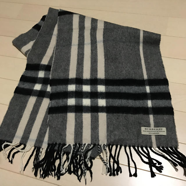 BURBERRY(バーバリー)のカシミヤマフラー レディースのファッション小物(マフラー/ショール)の商品写真