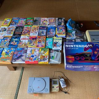 ゲーム機とソフト(家庭用ゲーム機本体)