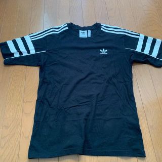 アディダス(adidas)の黒 Tシャツ　adidas(Tシャツ/カットソー(半袖/袖なし))