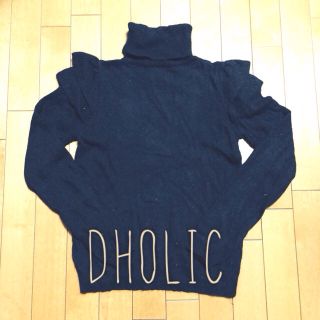 ディーホリック(dholic)のDholicショルダーデザインタートル黒(ニット/セーター)