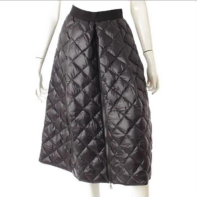 MONCLER(モンクレール)の新品未使用 モンクレール　ダウンキルティングスカート レディースのスカート(ひざ丈スカート)の商品写真