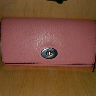 コーチ(COACH)のコーチ♡チェーン付きウォレット♡ピンク(財布)