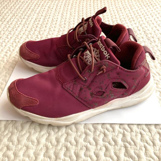 Reebok フューリーライト 24センチ