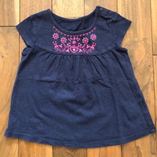 ユニクロ(UNIQLO)のボヘミアン刺繍Tシャツ トップス チュニック ネイビー女の子ベビー80 ユニクロ(Ｔシャツ)