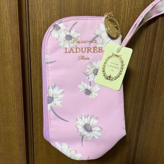 ラデュレ(LADUREE)のLADUREE ペットボトルカバー(ポーチ)