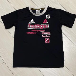 アディダス(adidas)のadidasTシャツ(Tシャツ/カットソー)