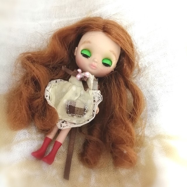 本体のみです カスタム 優しい プチブライス ブロンド ロングヘア blyth