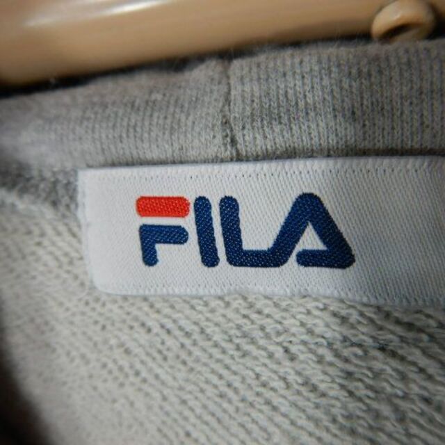 FILA(フィラ)のo5073　FILA　フィラ　プルオーバー　スウェット　パーカー　デカロゴ メンズのトップス(パーカー)の商品写真