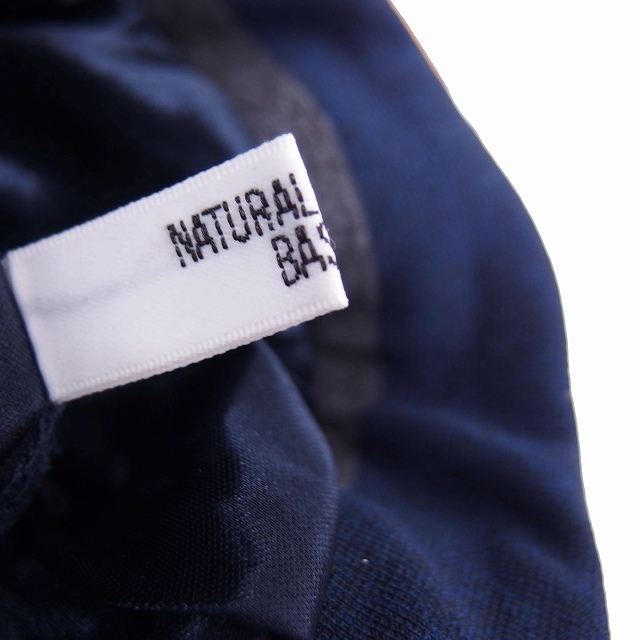 NATURAL BEAUTY BASIC(ナチュラルビューティーベーシック)のナチュラルビューティーベーシック スカート タイト ミニ ボーダー S グレー レディースのスカート(ミニスカート)の商品写真