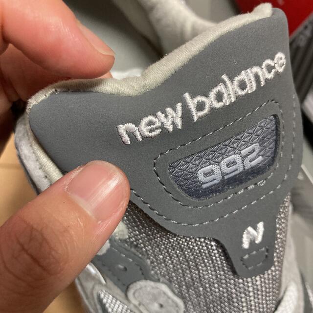 New Balance(ニューバランス)の新品未使用　ニューバランスM992GR 25.5センチ　us7ハーフ メンズの靴/シューズ(スニーカー)の商品写真