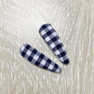 ギンガムチェック くるみ パッチンピン 2点セット(ファッション雑貨)