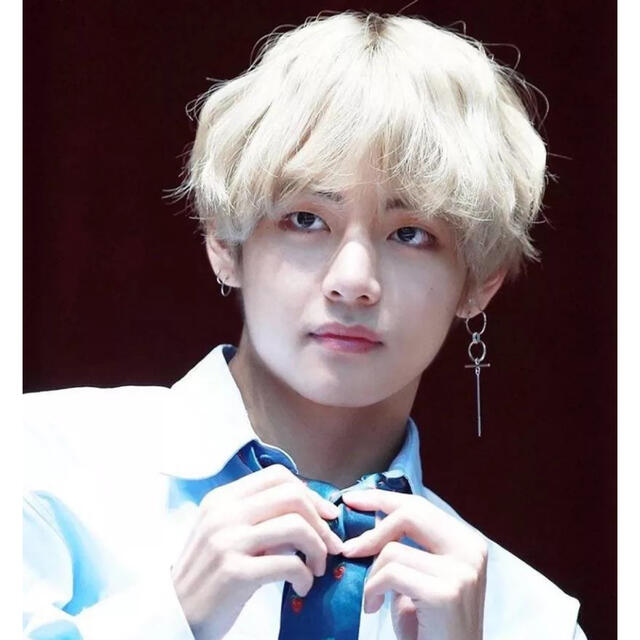 雑誌で紹介された BTS テテ着用風モデル イヤリング 片耳用 フェイク