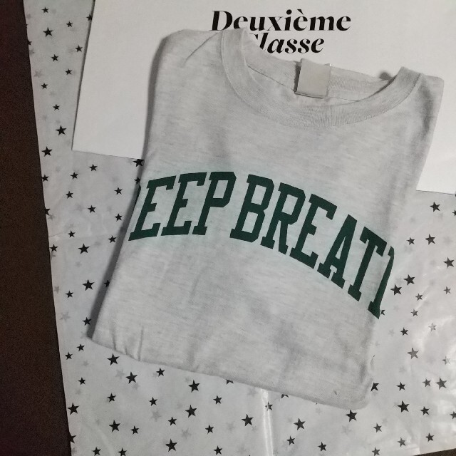 DEUXIEME CLASSE(ドゥーズィエムクラス)の【SKIN/スキン】 DEEP BREATH Tシャツ¥8,800税込 レディースのトップス(Tシャツ(半袖/袖なし))の商品写真