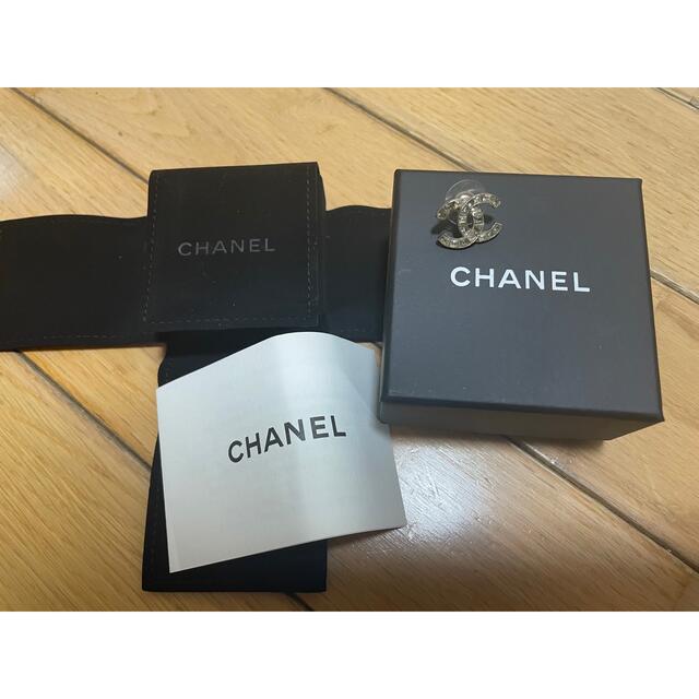 CHANELピアス片方