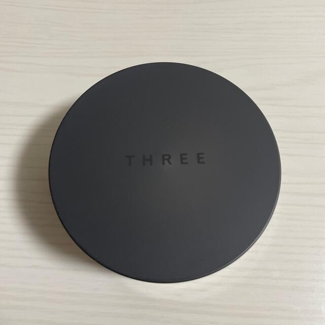 THREE(スリー)のTHREE ルースパウダー コスメ/美容のベースメイク/化粧品(フェイスパウダー)の商品写真