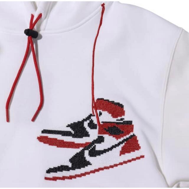 NIKE(ナイキ)のNIKE JORDAN JUMPMAN HOLIDAY PULLOVER  メンズのトップス(パーカー)の商品写真