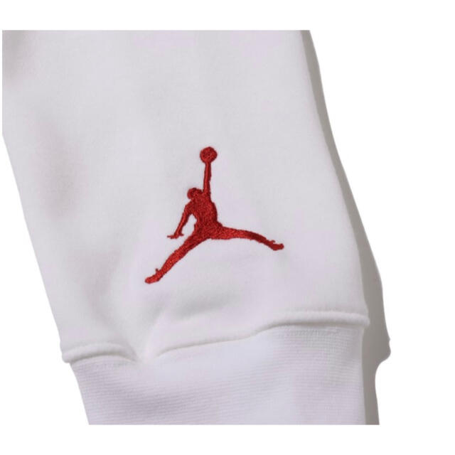 NIKE(ナイキ)のNIKE JORDAN JUMPMAN HOLIDAY PULLOVER  メンズのトップス(パーカー)の商品写真