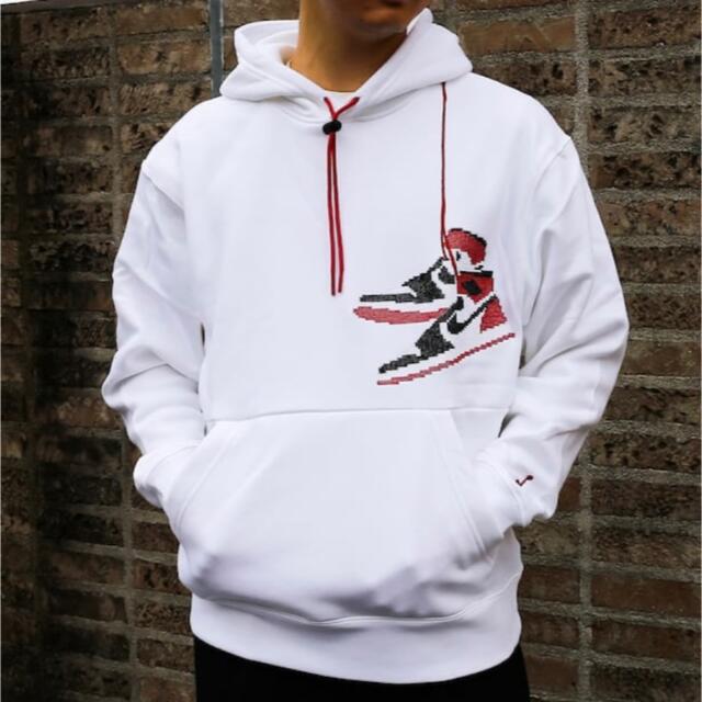 NIKE(ナイキ)のNIKE JORDAN JUMPMAN HOLIDAY PULLOVER  メンズのトップス(パーカー)の商品写真