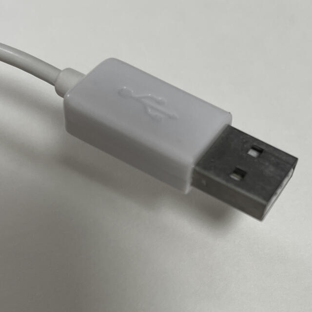 USB  AUX端子 変換ケーブル ステレオ ミニプラグ  スマホ/家電/カメラのスマホアクセサリー(ストラップ/イヤホンジャック)の商品写真