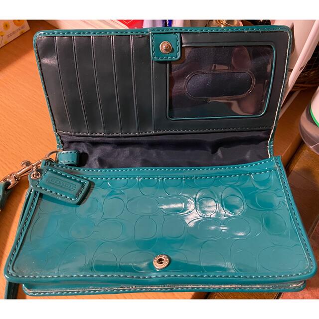 COACH(コーチ)の苺様 専用☆COACH☆お財布【値下げ中】 レディースのファッション小物(財布)の商品写真