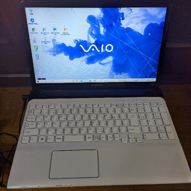 VAIO(バイオ)のSONY　VAIO　SVE151J13N　オフィスインストール済みの即戦力 スマホ/家電/カメラのPC/タブレット(ノートPC)の商品写真