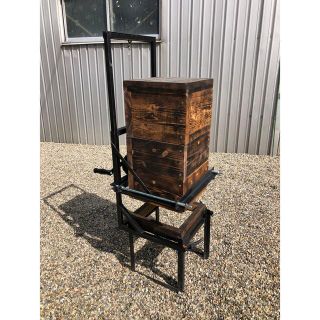 日本蜜蜂 対応型巣箱台用 持ち上げ機 リフターの通販 by まめしば's