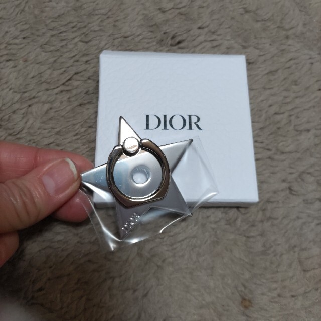 Dior(ディオール)のDior　スマホリング スマホ/家電/カメラのスマホアクセサリー(その他)の商品写真