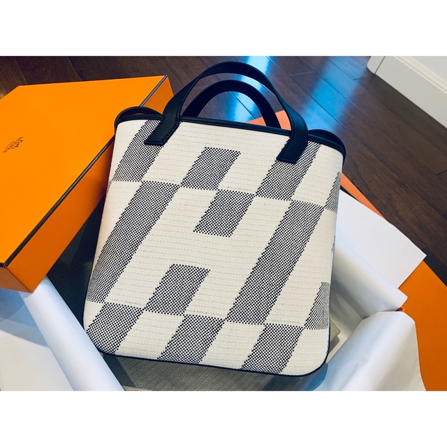 【希少】エルメス アンビエ ブラック PM ♡ HERMES