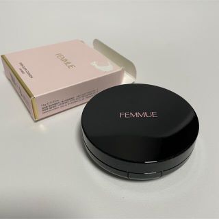 コスメキッチン(Cosme Kitchen)のファミュ エバーグロウクッション SPF23 PA++ ライブベージュ 15g(ファンデーション)