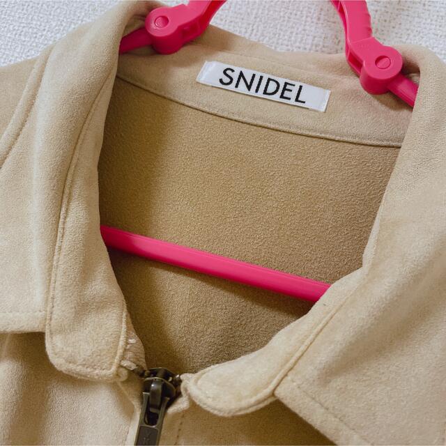 SNIDEL(スナイデル)のSNIDEL オーバーサイズスエードブルゾン　店舗完売品 レディースのジャケット/アウター(ブルゾン)の商品写真