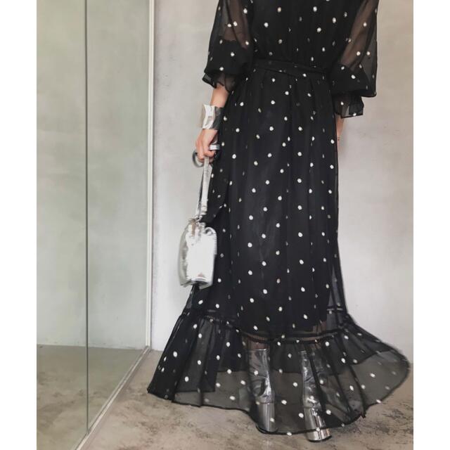 Ameri VINTAGE(アメリヴィンテージ)の田中みな実着用アメリヴィンテージ AMERI SPARKLE DOT DRESS レディースのワンピース(ロングワンピース/マキシワンピース)の商品写真