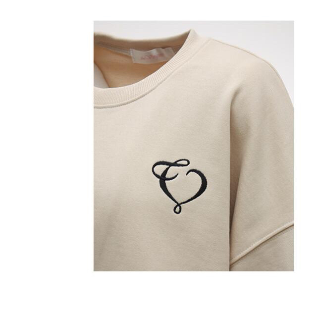 お取り寄せ】 heart スウェット Virgins the logo ivory sweat