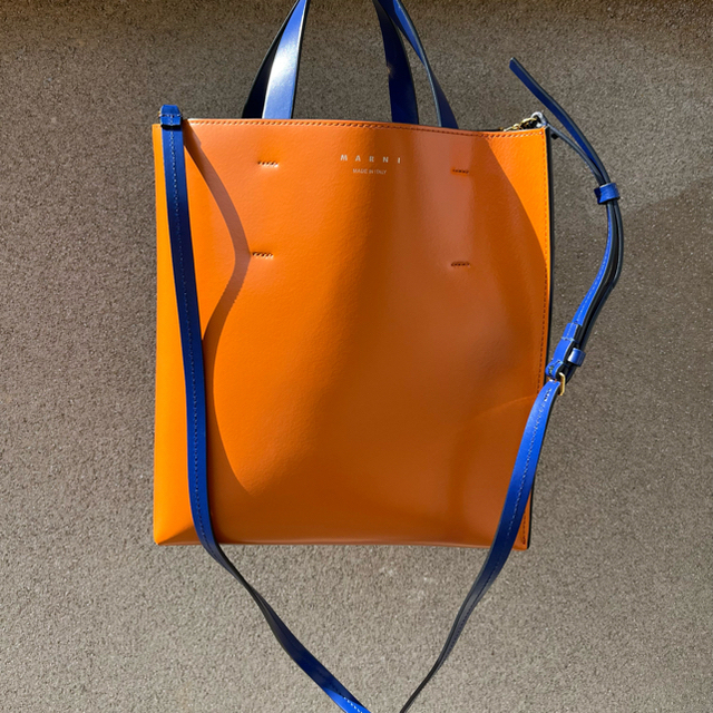 Marni(マルニ)のMARNI マルニ　ミュゼオ　カーフレザー　2wayバッグ レディースのバッグ(ショルダーバッグ)の商品写真