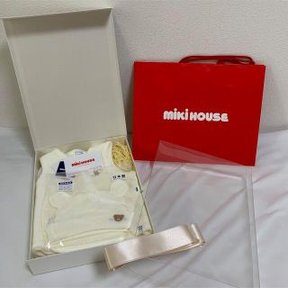 ミキハウス(mikihouse)の2月中限定‼️特別値下★新品★ミキハウス★ベスト&帽子＋BOX  お祝いセット(その他)